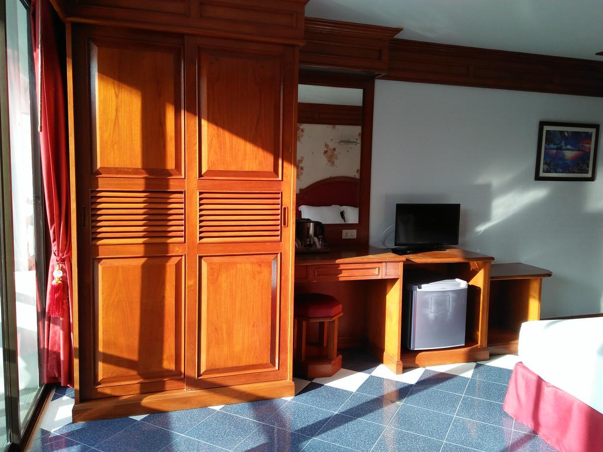 Taj Phuket Inn Patong Eksteriør billede